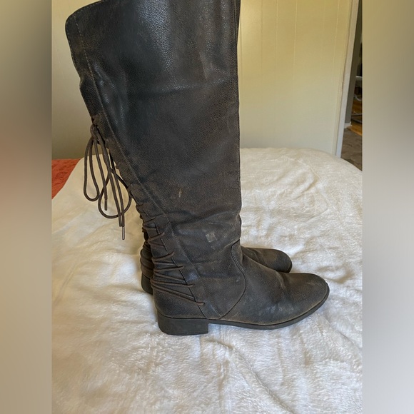 Boutique lace up boots - Picture 4 of 5